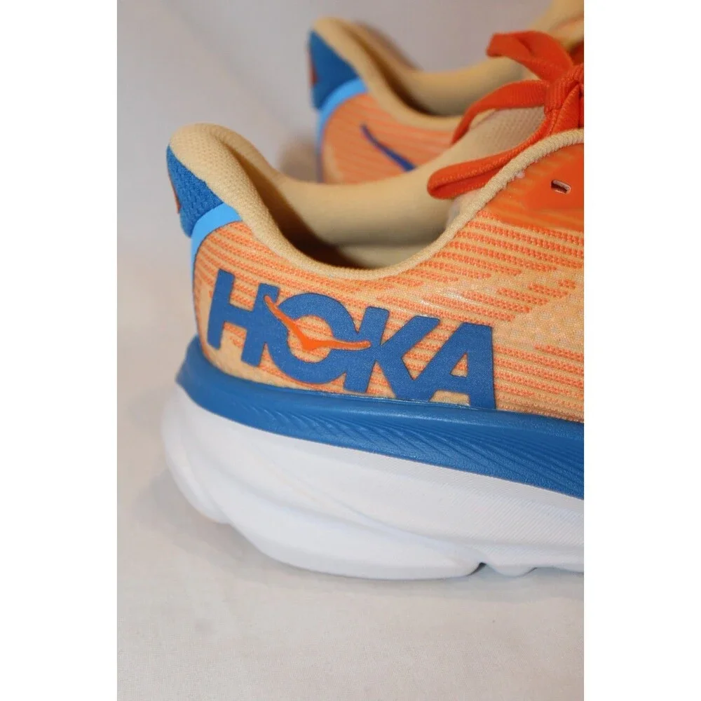 Hoka Clifton 9 Youth 5 Women's 6.5 Athletic Running Sneakers VIBRANT ORANGE NWOB